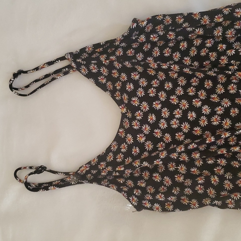 Tillys Brand girls shorts jumper.  Black with floral print.